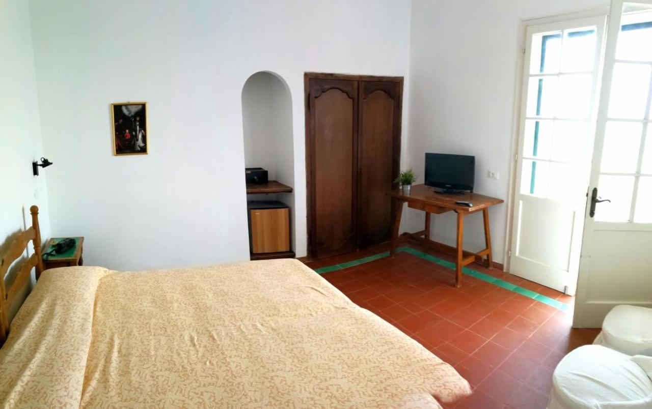 Hotel Villa Furia 贝拉里亚-伊贾马里纳 外观 照片