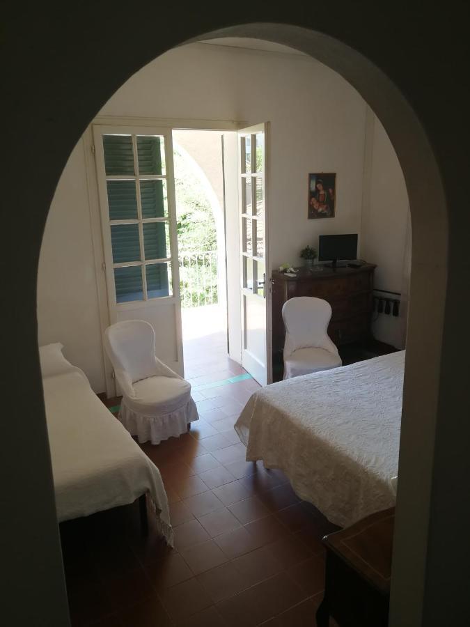 Hotel Villa Furia 贝拉里亚-伊贾马里纳 外观 照片