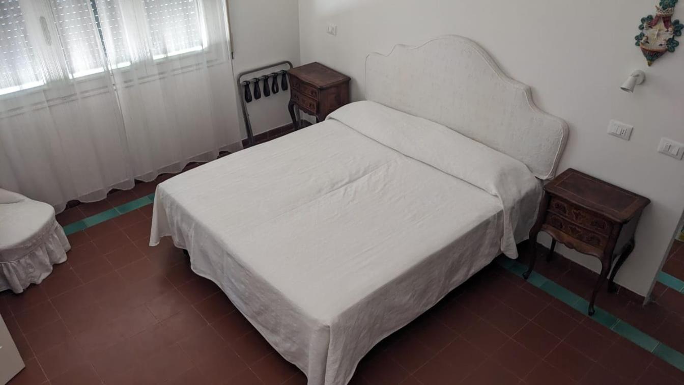 Hotel Villa Furia 贝拉里亚-伊贾马里纳 外观 照片